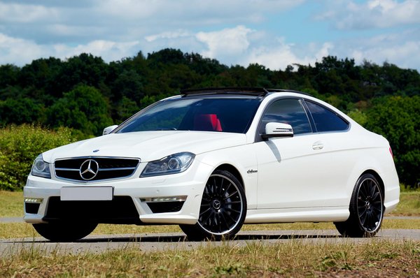 Comprehensive blueprint for crafting the ideal saltwater clownfish aquarium setup